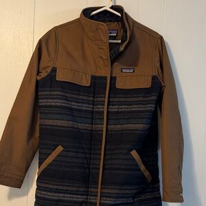Patagonia women’s Brown and Black Jacket